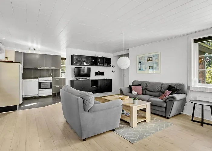 Ostmarken V Semesterbostad *